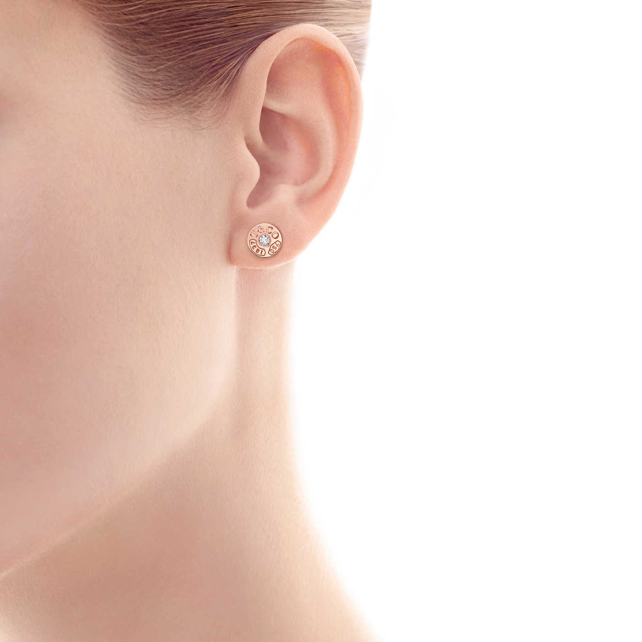 Tiffany 1837™ 系列 18K 玫瑰金镶钻圈形耳环