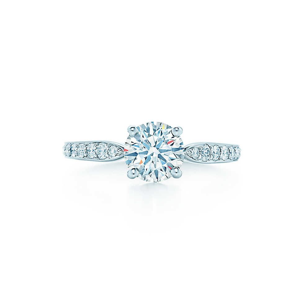 Tiffany Harmony™和珠式镶钻戒指