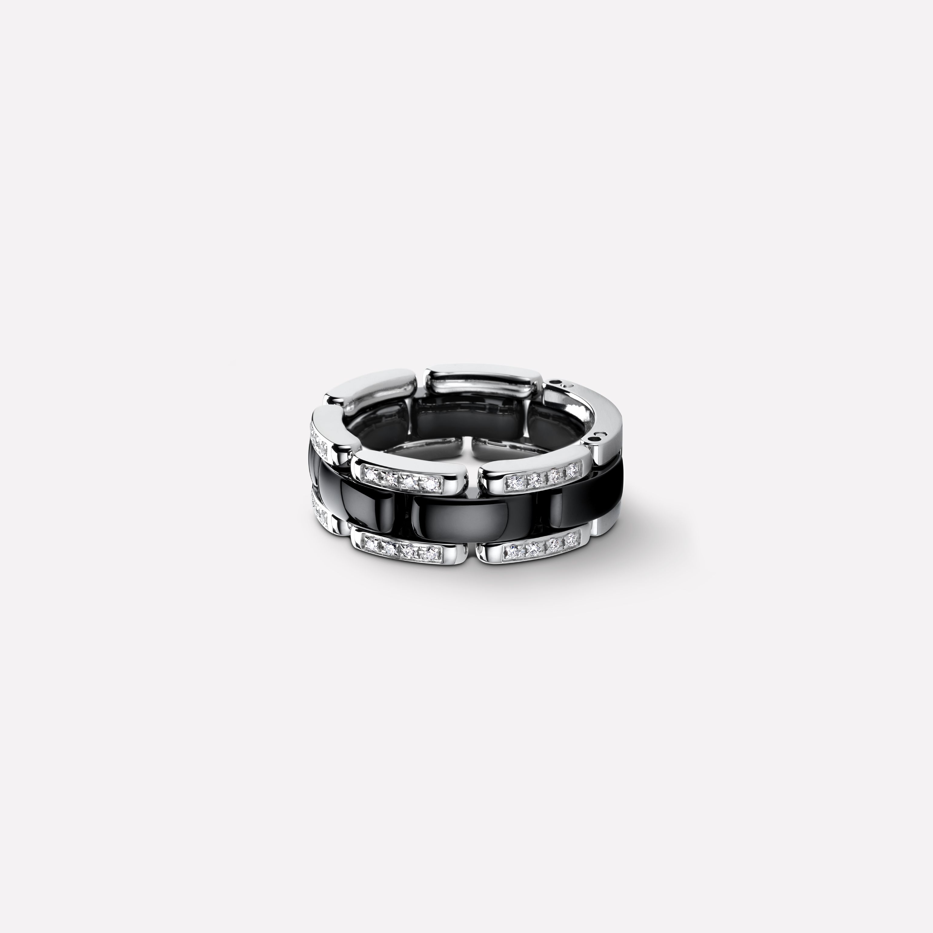 ULTRA戒指 标准款，链型戒，ULTRA图案，黑色陶瓷，白18K金，镶嵌钻石