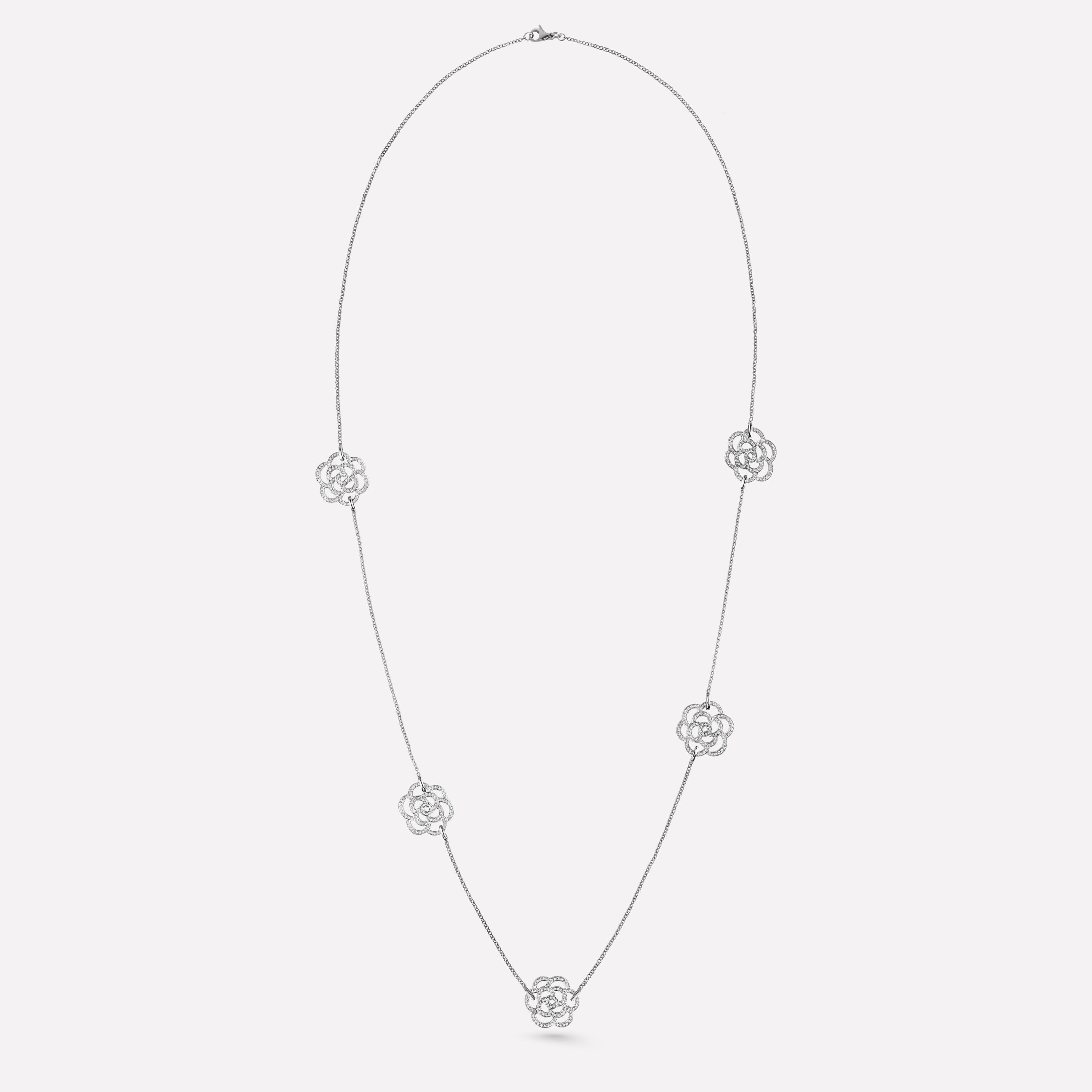 CAMÉLIA系列项链 长项链，镂空山茶花图案，白18K金，镶嵌钻石