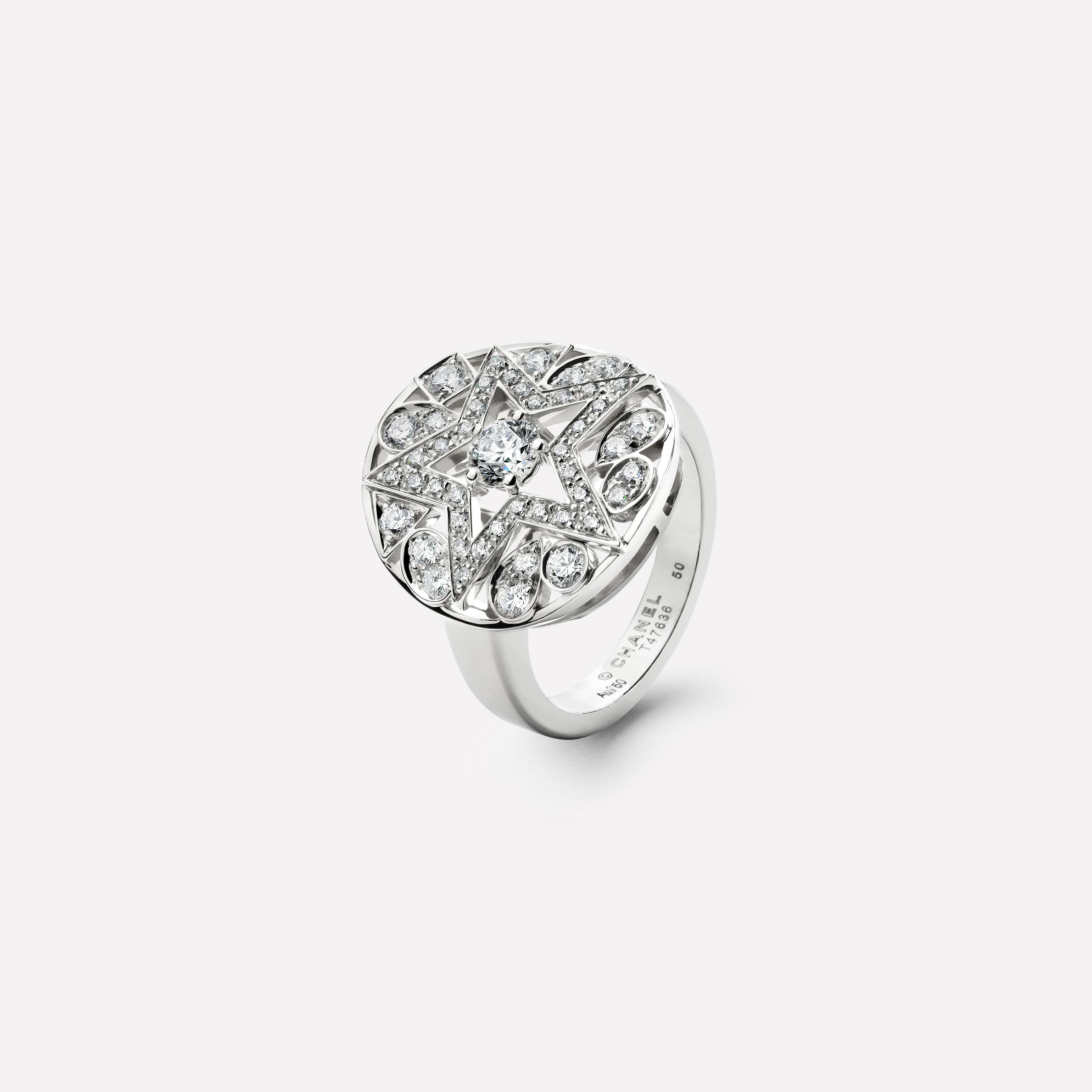 COMÈTE系列戒指 星星图案，圆形，白18K金，镶嵌钻石与中央主钻